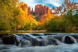 Desenhos de Autumn Oak Creek in Sedona, Arizona Jigsaw Puzzle para colorir