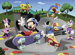 Disney Mickey and Minnie Skating Jigsaw Puzzle