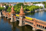 Oberbaum Bridge, Berlin Jigsaw Puzzle