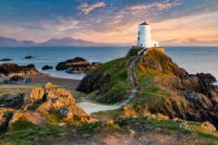 Tŵr Mawr Lighthouse, Anglesey, Wales Jigsaw Puzzle